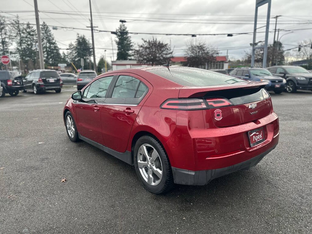 Used 2013 Chevrolet Volt Premium w/ Premium Trim Package FWD image 9