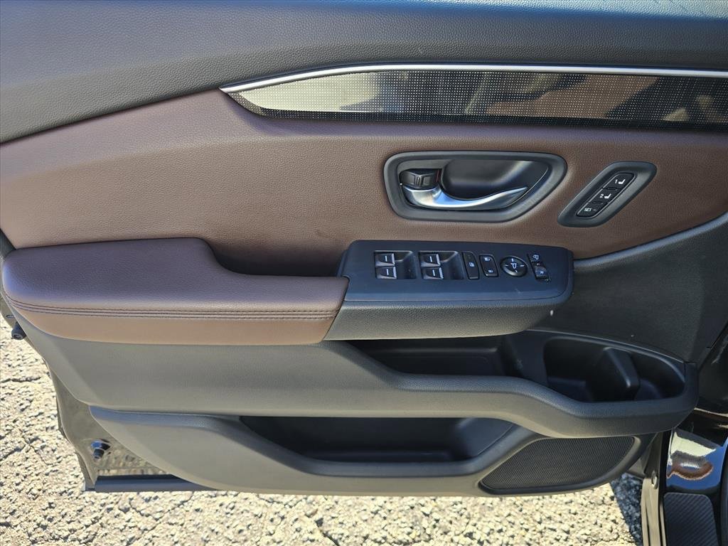 Used 2023 Honda Pilot Elite image 11