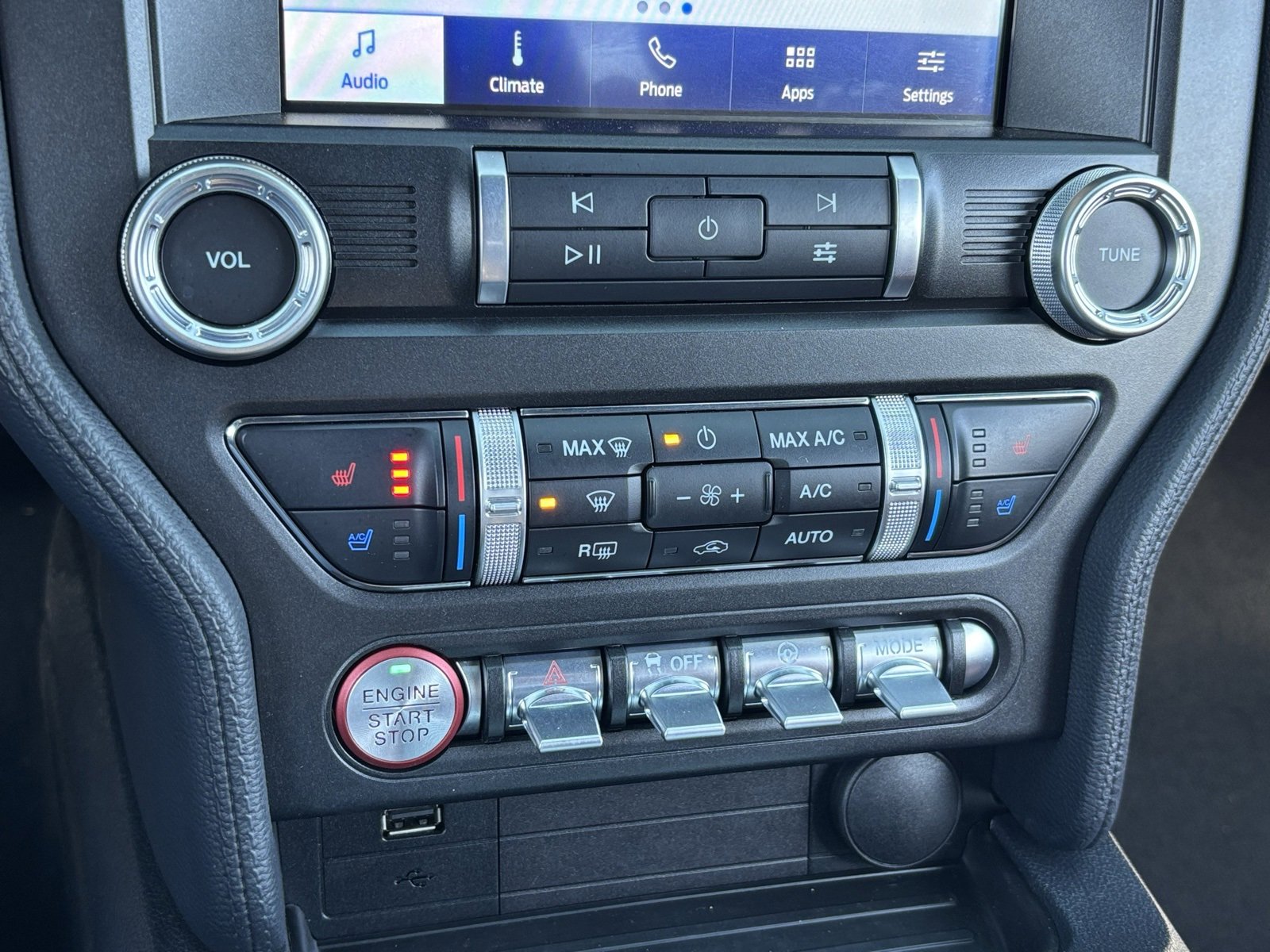 Used 2023 Ford Mustang GT Premium image 4