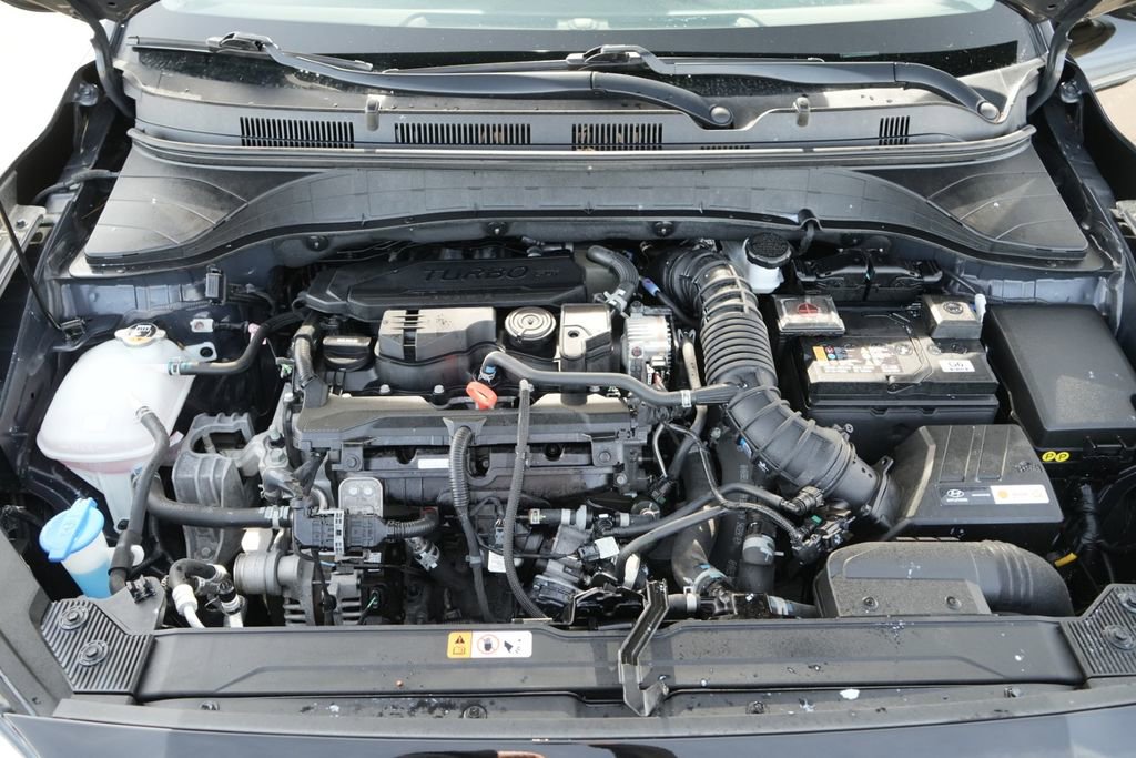 Certified 2023 Hyundai Kona Limited w/ Winter Weather Package image 19