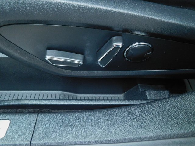 Used 2017 Lincoln MKX Reserve image 8