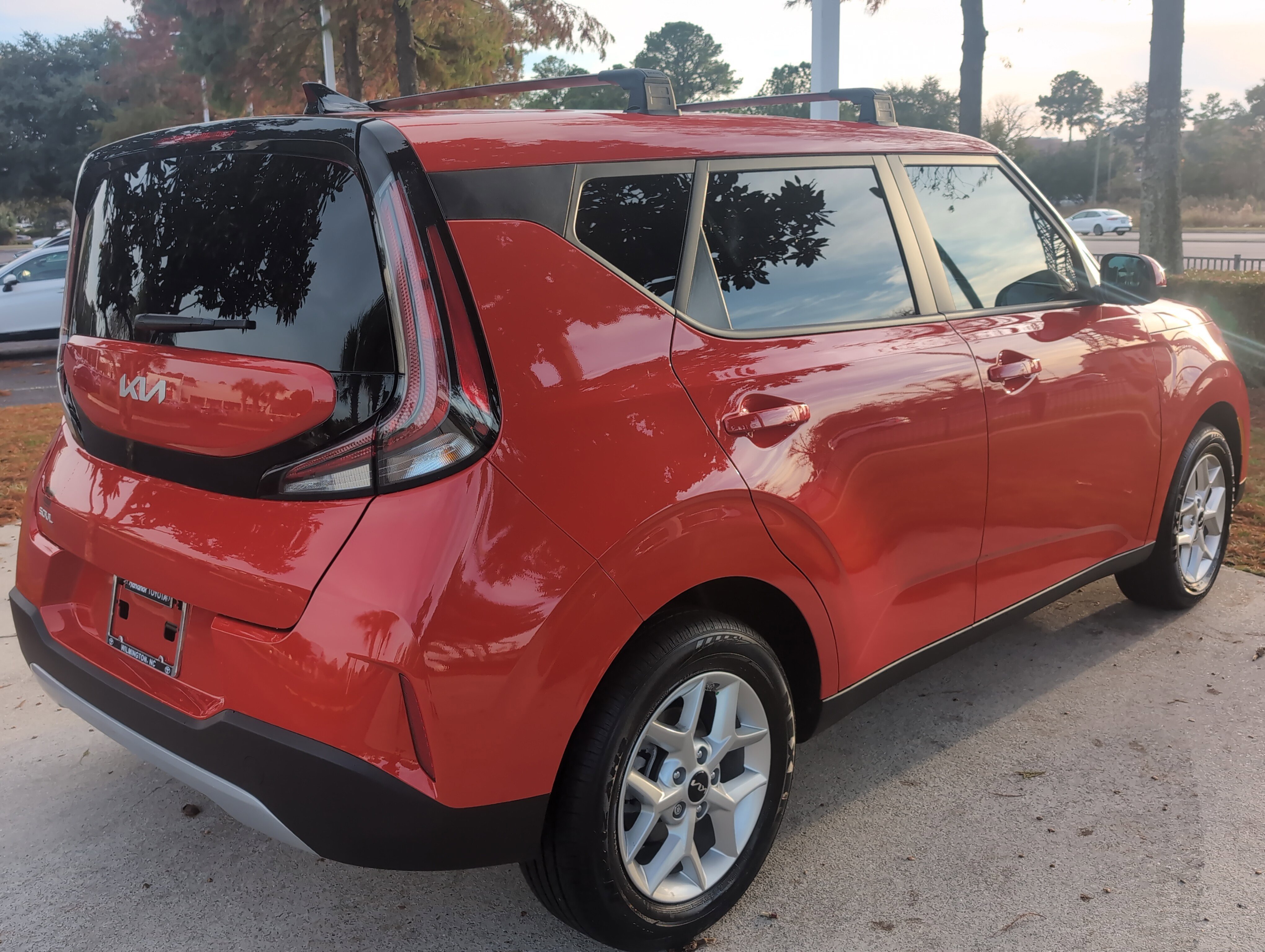 Used 2025 Kia Soul LX w/ LX Technology Package image 10