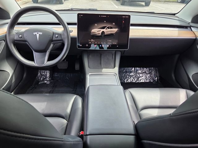 Used 2023 Tesla Model 3 Standard Range image 12