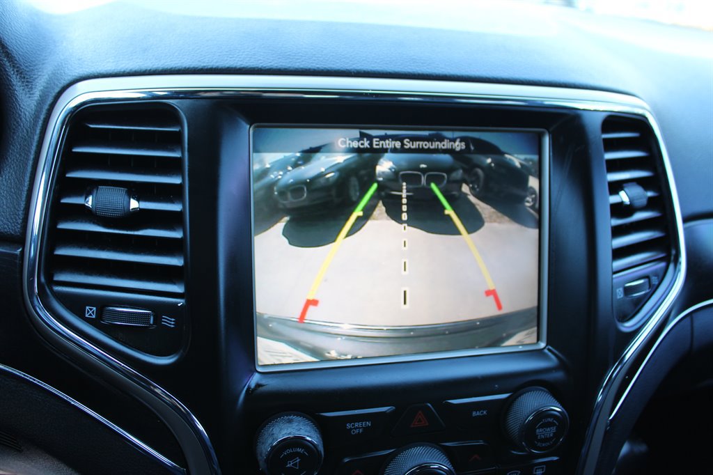 Used 2014 Jeep Grand Cherokee Limited w/ Luxury Group II RWD image 26