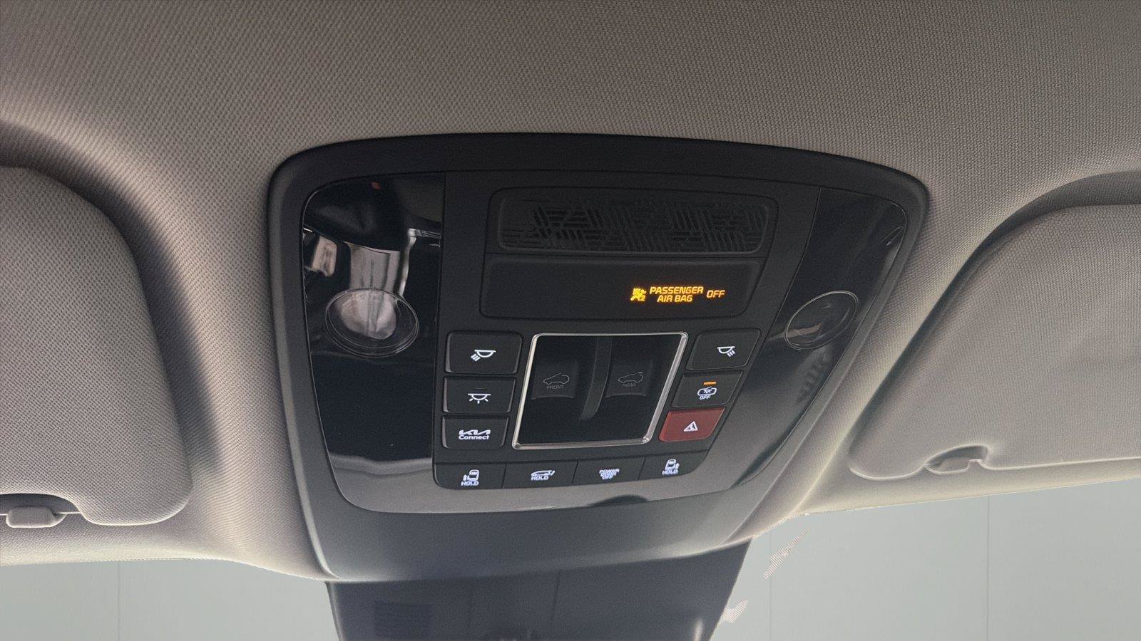 Used 2025 Kia Carnival SX FWD image 21