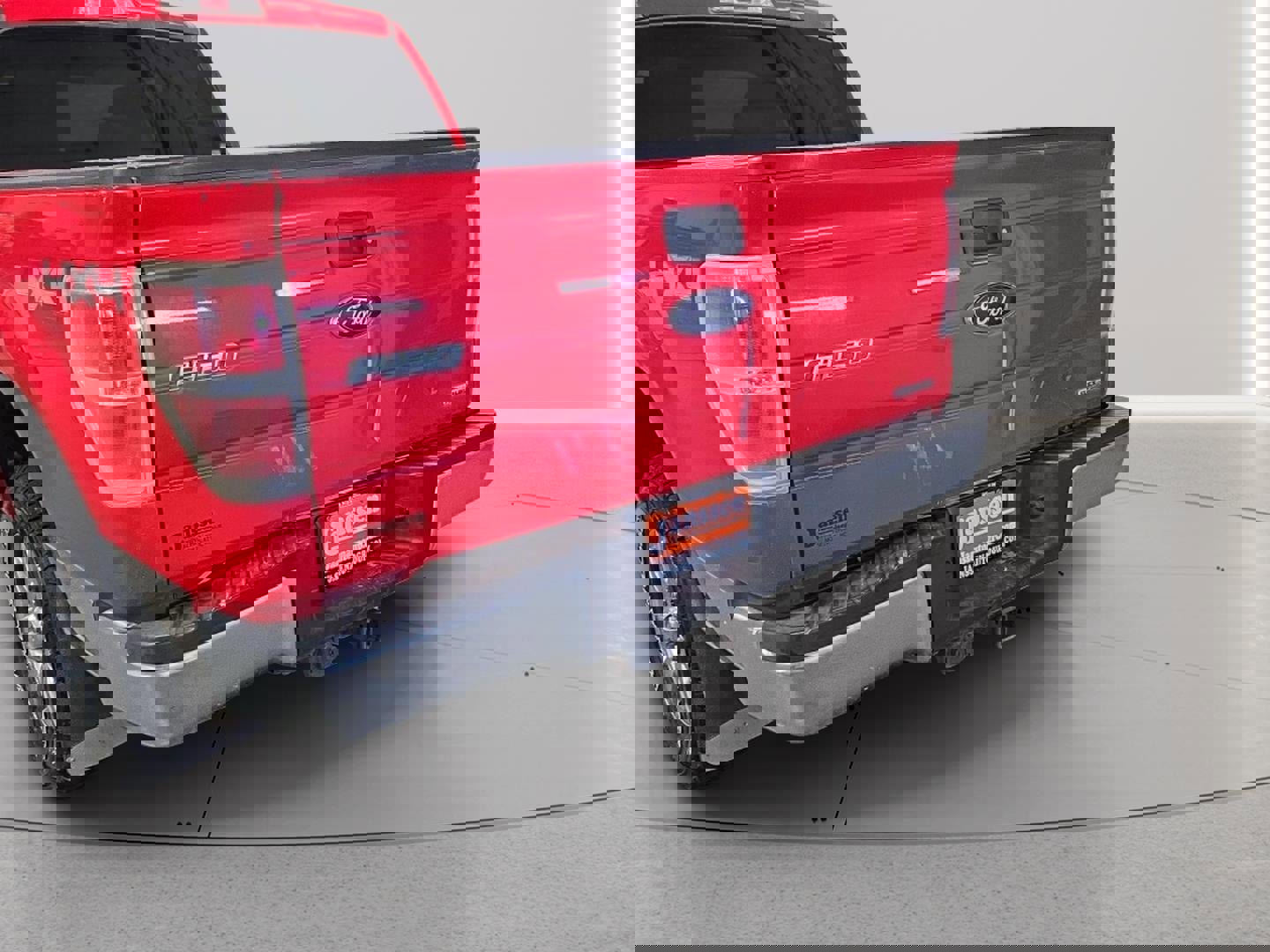 Used 2014 Ford F150 XLT w/ XLT Chrome Package image 4