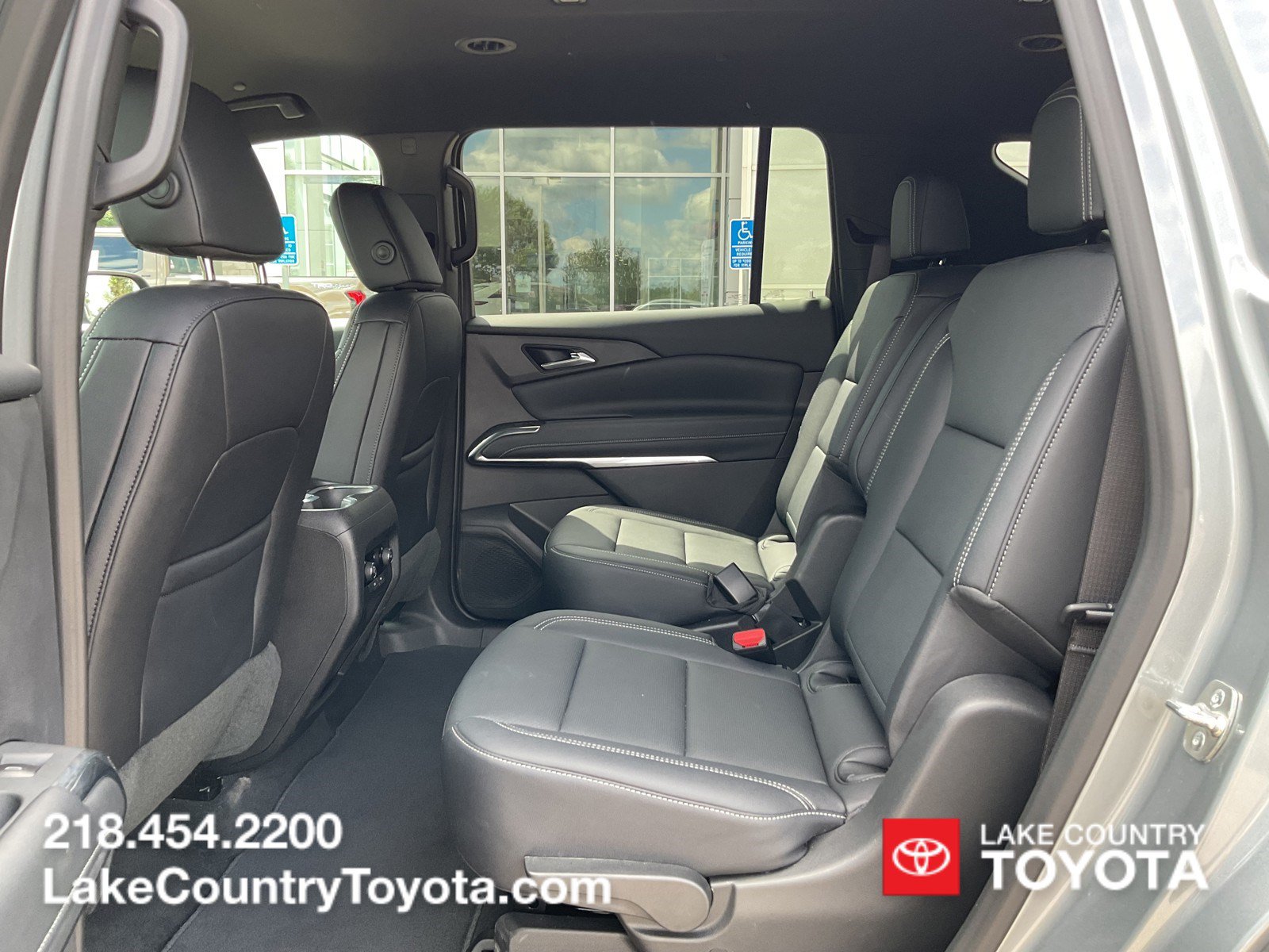 Used 2026 Chevrolet Traverse LT AWD/4WD image 21