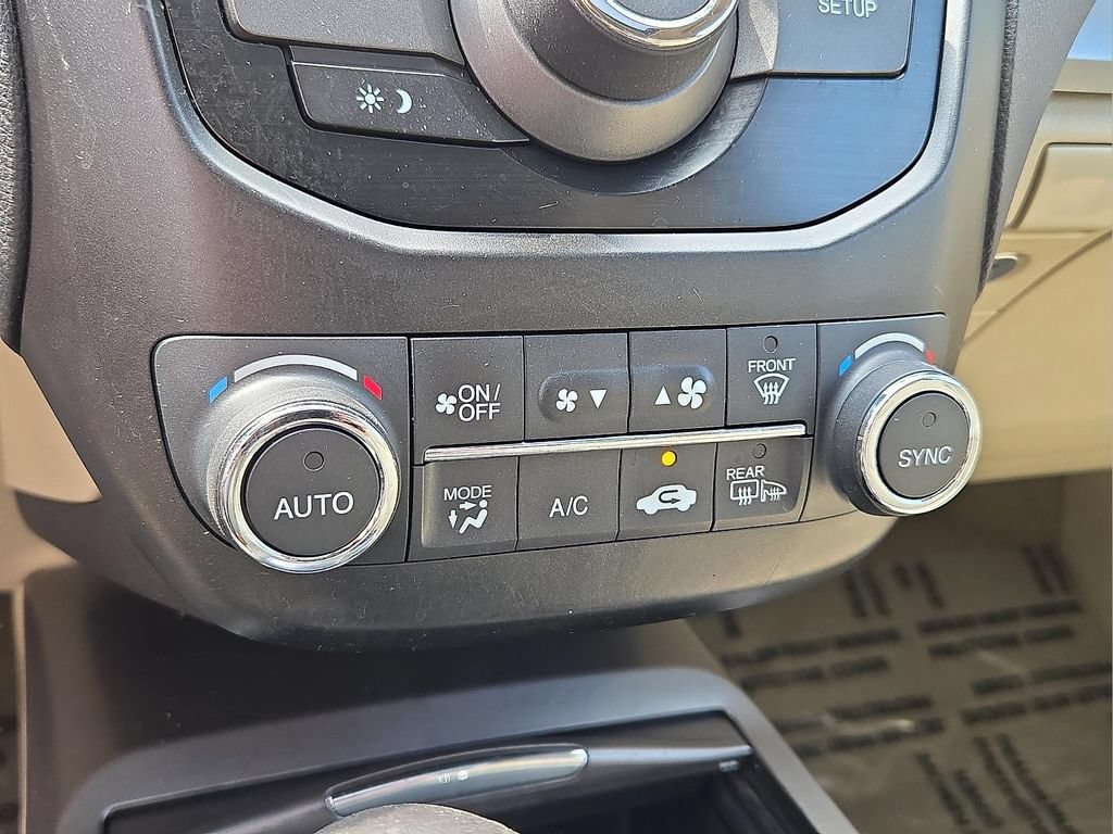 Used 2015 Acura RDX AWD image 17