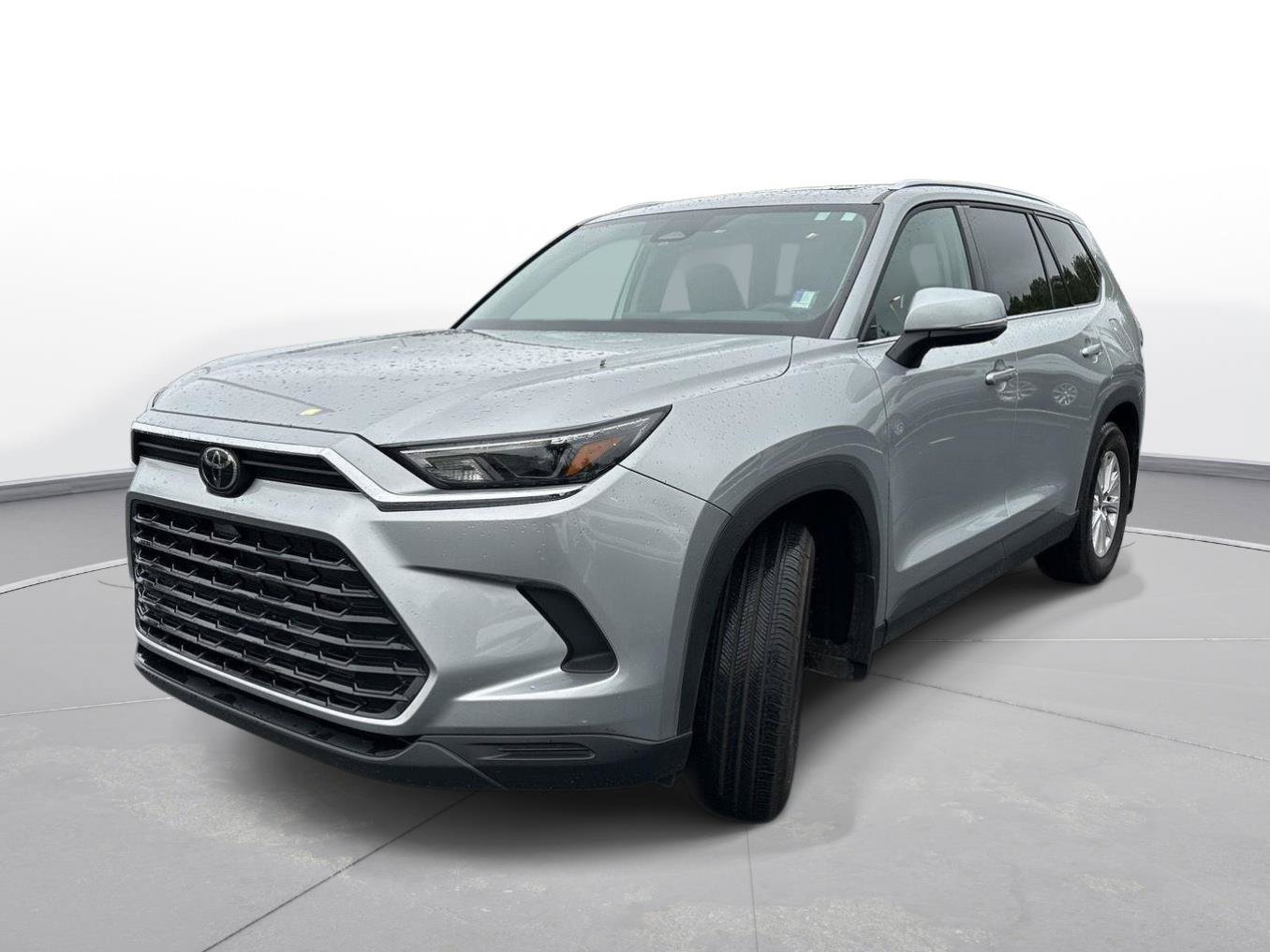 Certified 2026 Toyota Grand Highlander FWD image 2