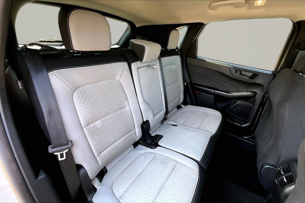 Certified 2024 Ford Escape Active w/ Cold Weather Package FWD image 27