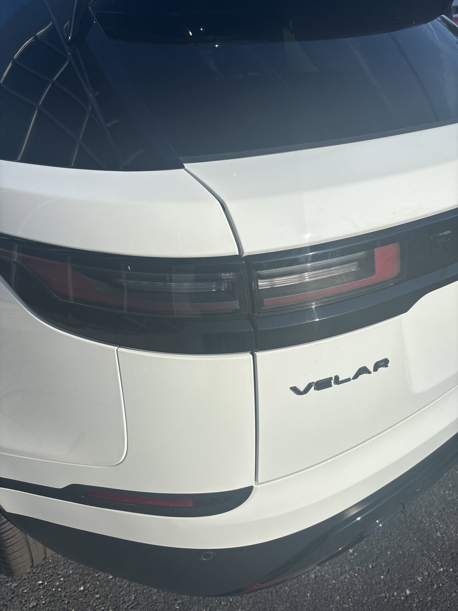 Used 2024 Land Rover Range Rover Velar S image 5