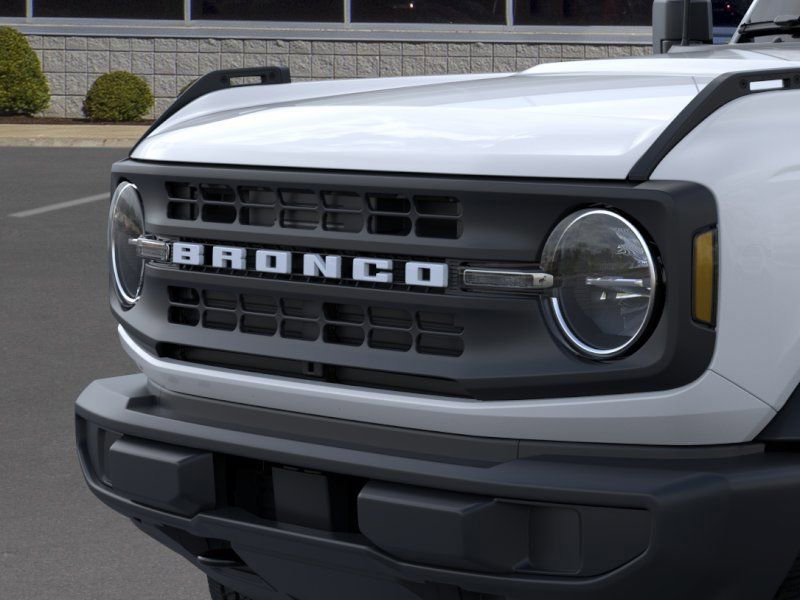New 2026 Ford Bronco 4-Door AWD/4WD image 19