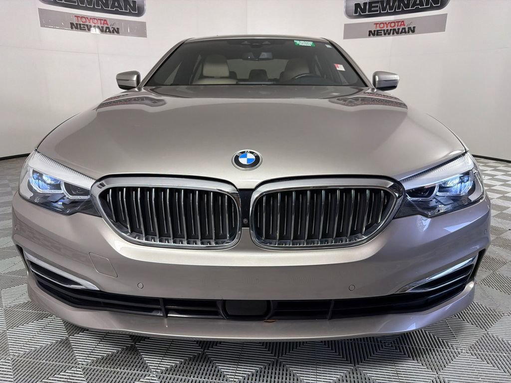Used 2019 BMW 540i image 10