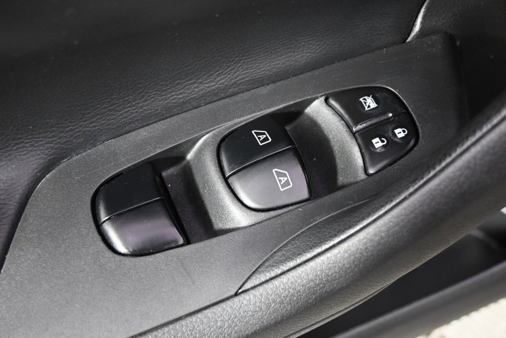 Used 2014 Nissan Altima 2.5 SL w/ Moonroof Package image 23