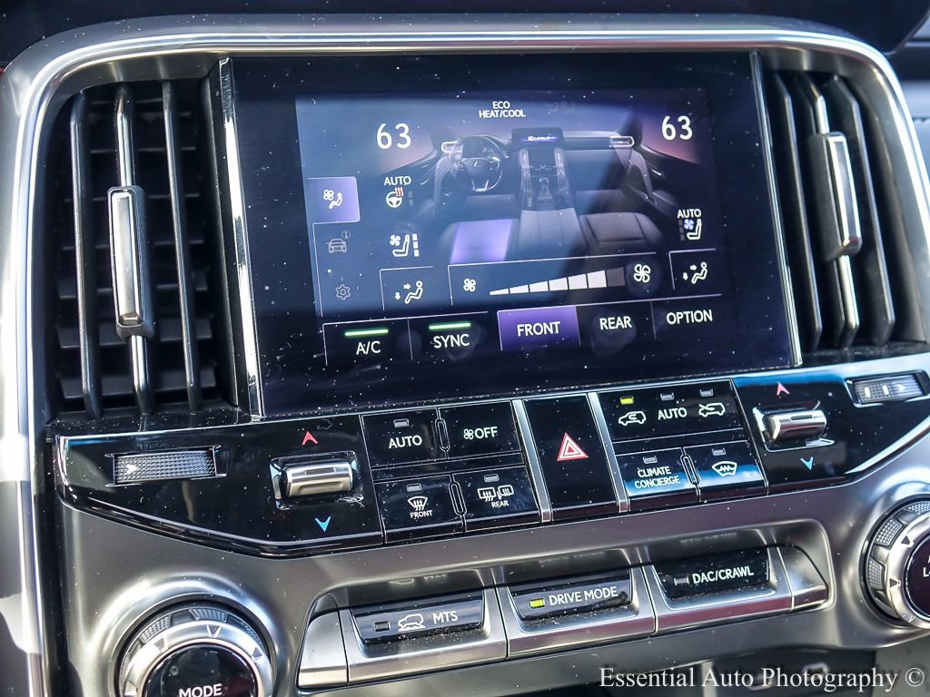 Used 2025 Lexus LX 700h F Sport image 27