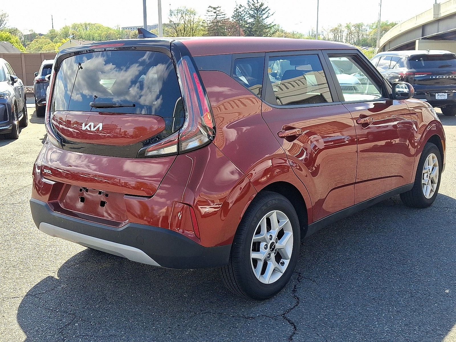 Certified 2023 Kia Soul S FWD image 4