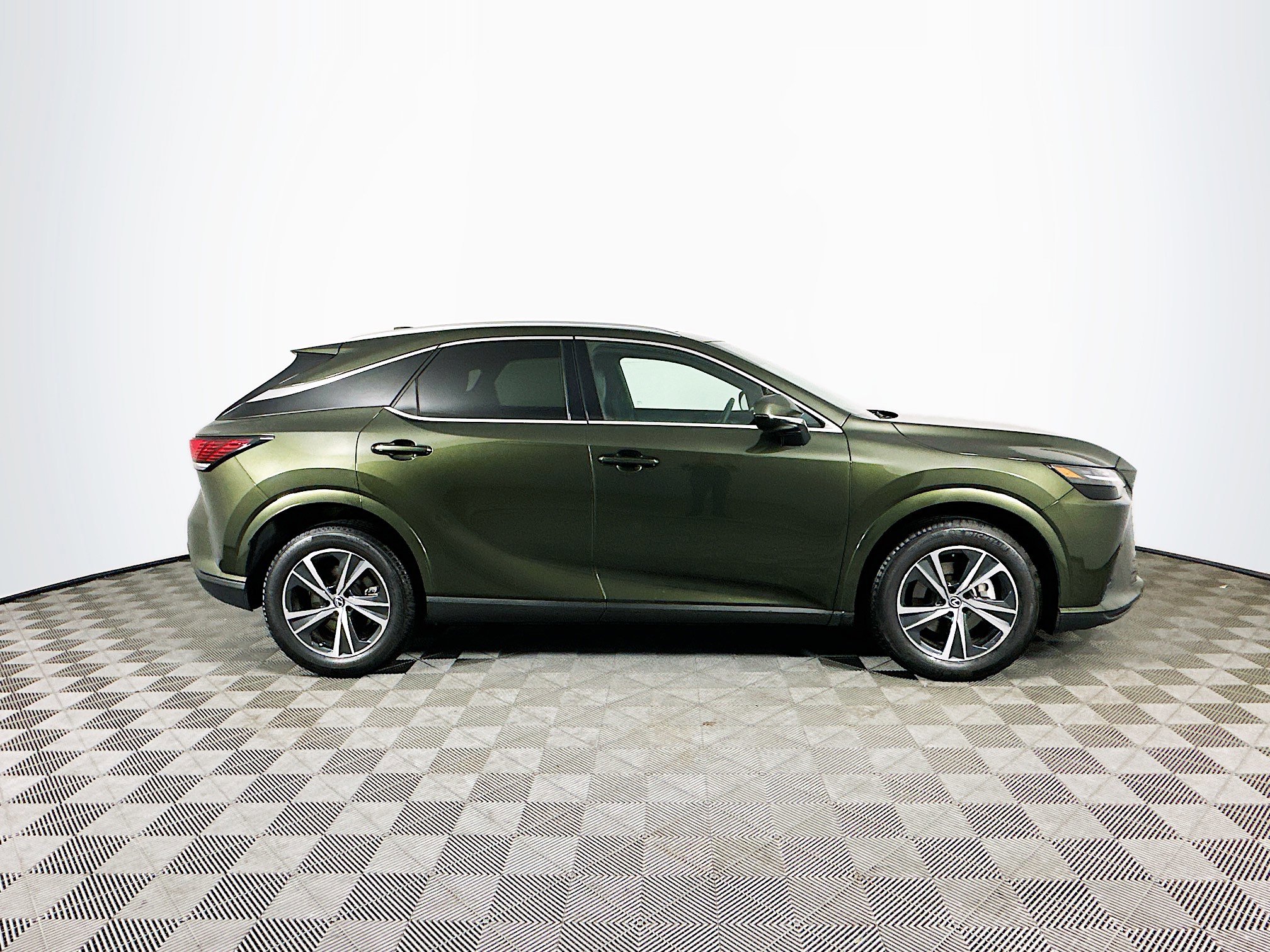 Used 2024 Lexus RX 350 AWD image 8