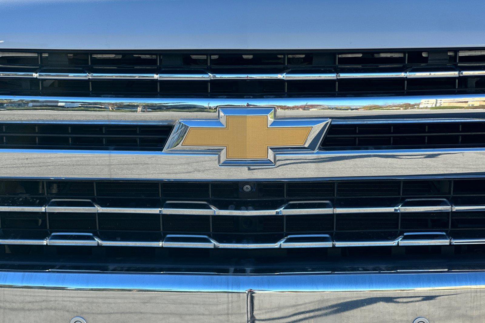 Used 2022 Chevrolet Silverado 1500 LTZ w/ LTZ Premium Package image 38