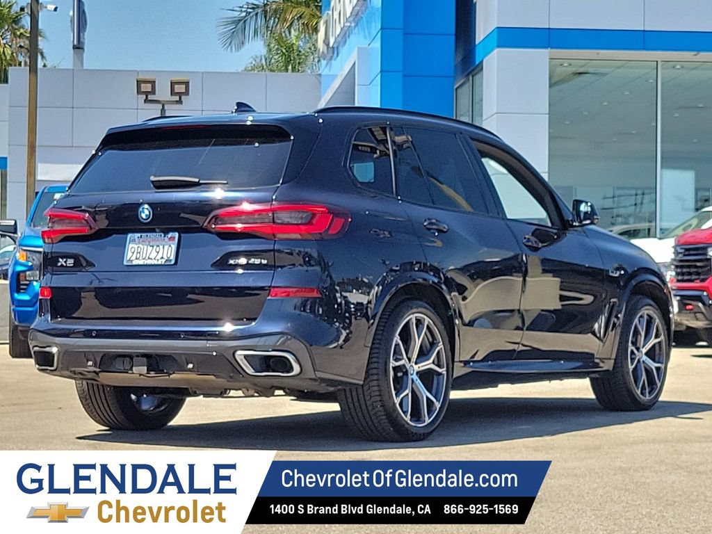 Used 2022 BMW X5 xDrive45e w/ M Sport Package AWD/4WD image 11
