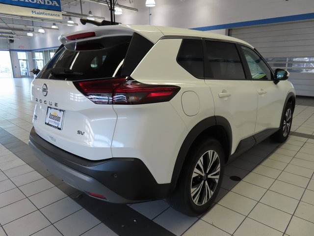 Used 2023 Nissan Rogue SV image 13