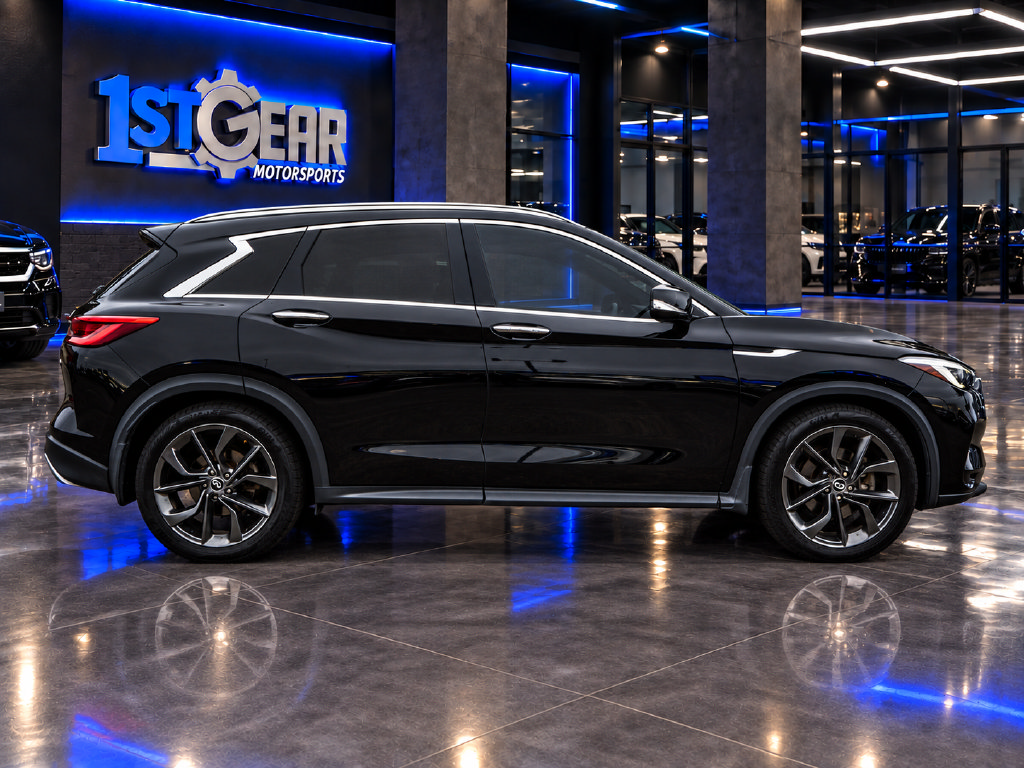 Used 2019 INFINITI QX50 Essential w/ Sensory Package AWD/4WD image 4