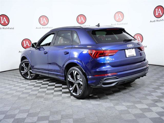 Used 2023 Audi Q3 2.0T Premium Plus w/ Premium Plus Package image 6