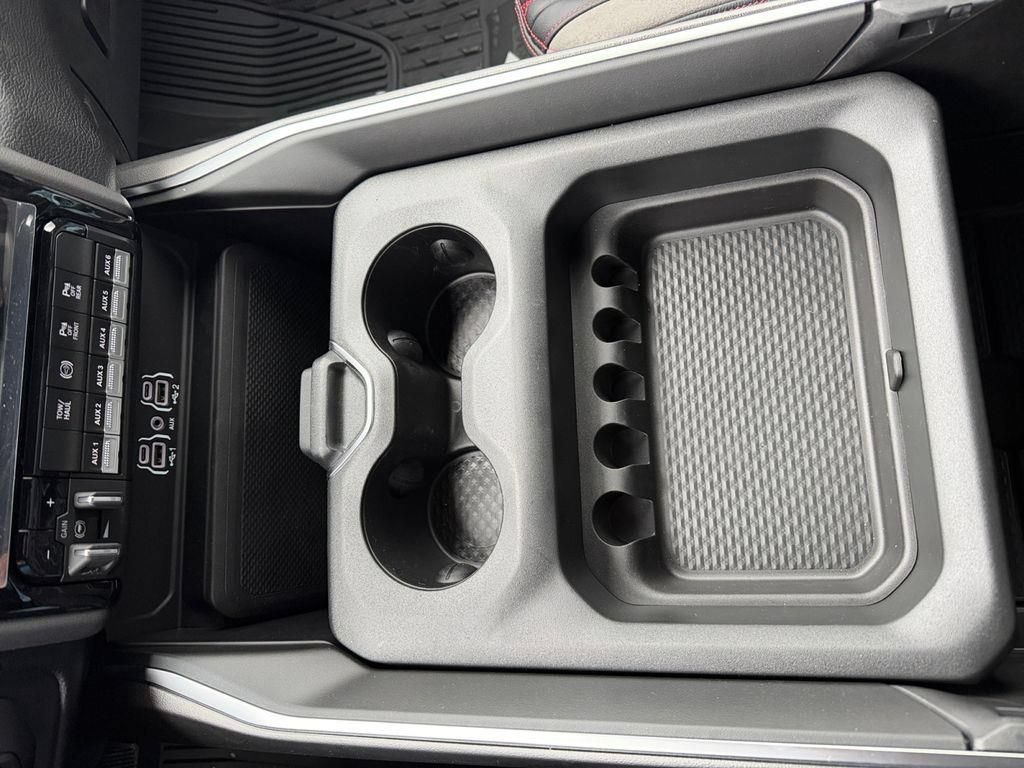 New 2026 RAM 2500 Big Horn AWD/4WD image 16