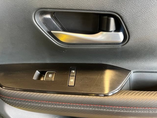 Used 2025 Nissan Kicks SR FWD image 19