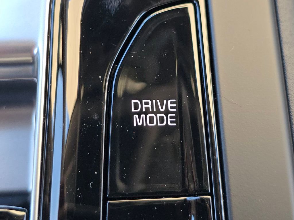 New 2026 Kia Carnival SX w/ SX Dark Edition Package image 25