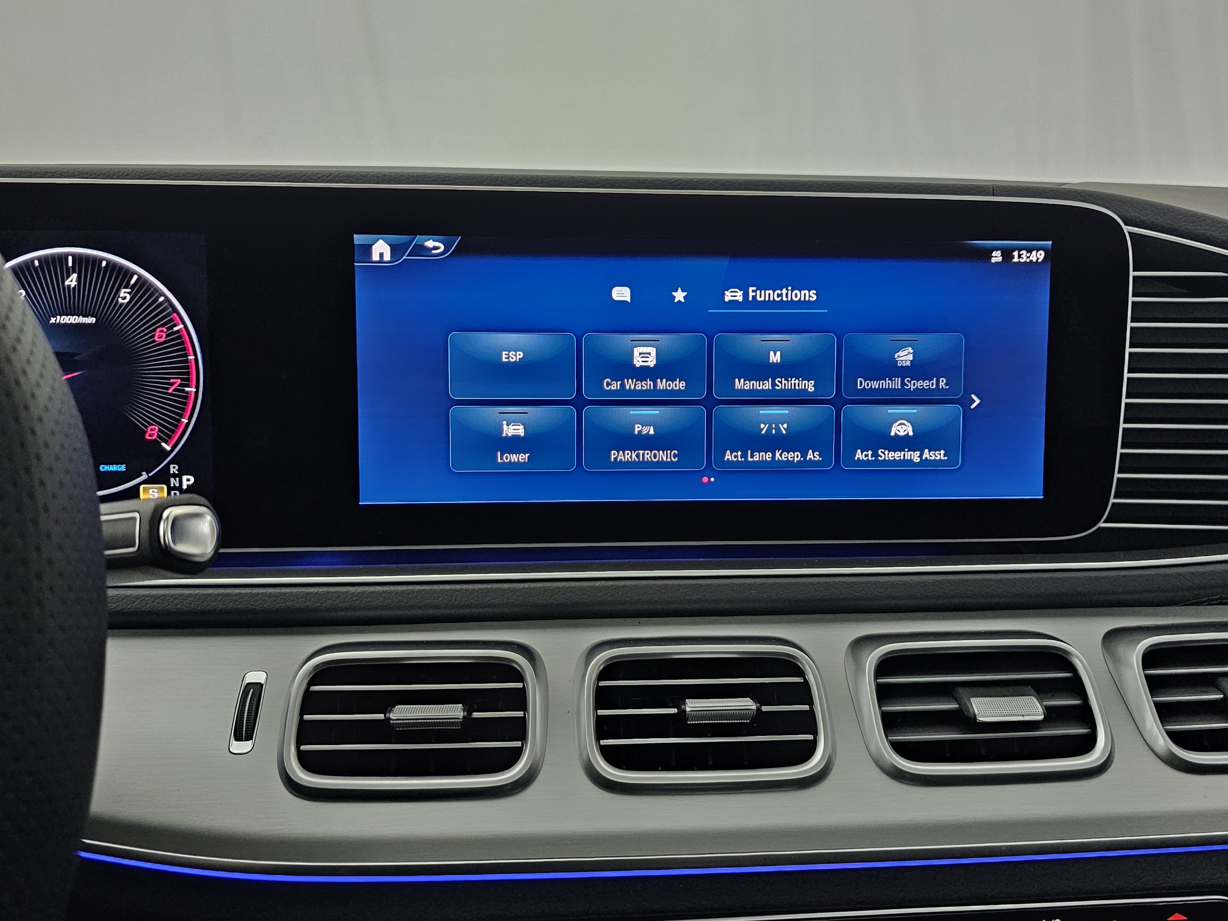 New 2026 Mercedes-Benz GLS 450 4MATIC image 48