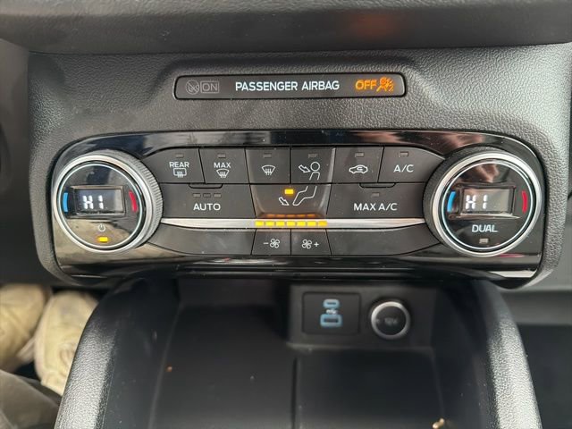 Used 2021 Ford Escape SE image 29