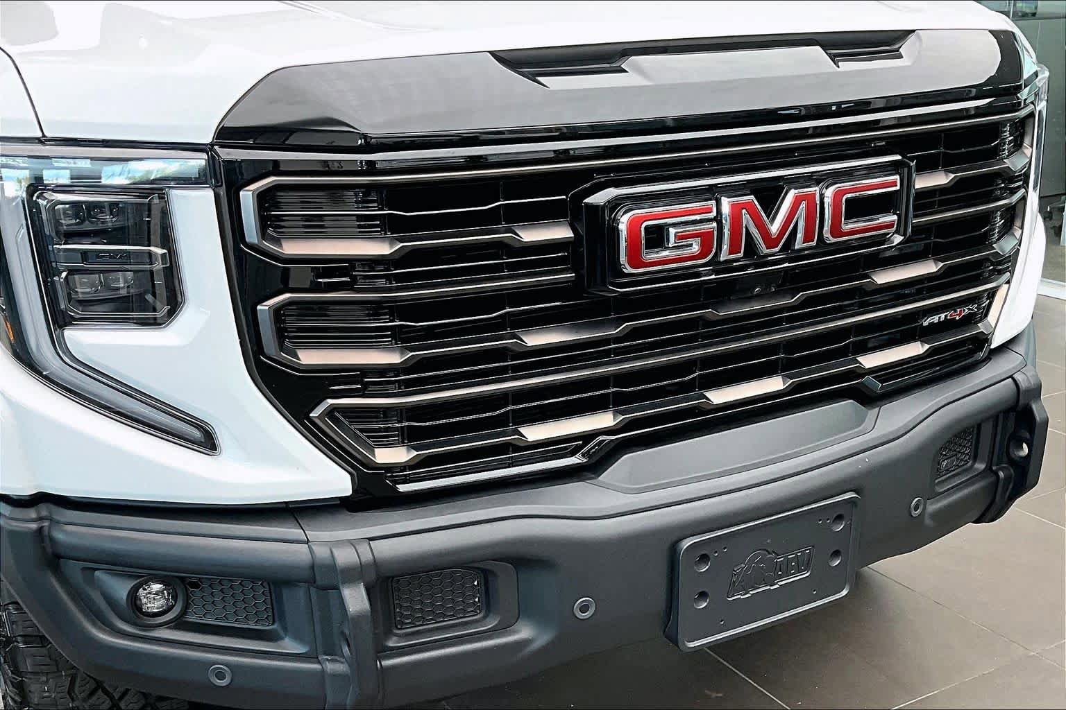 Used 2024 GMC Sierra 1500 AT4X w/ AT4X AEV Edition image 32