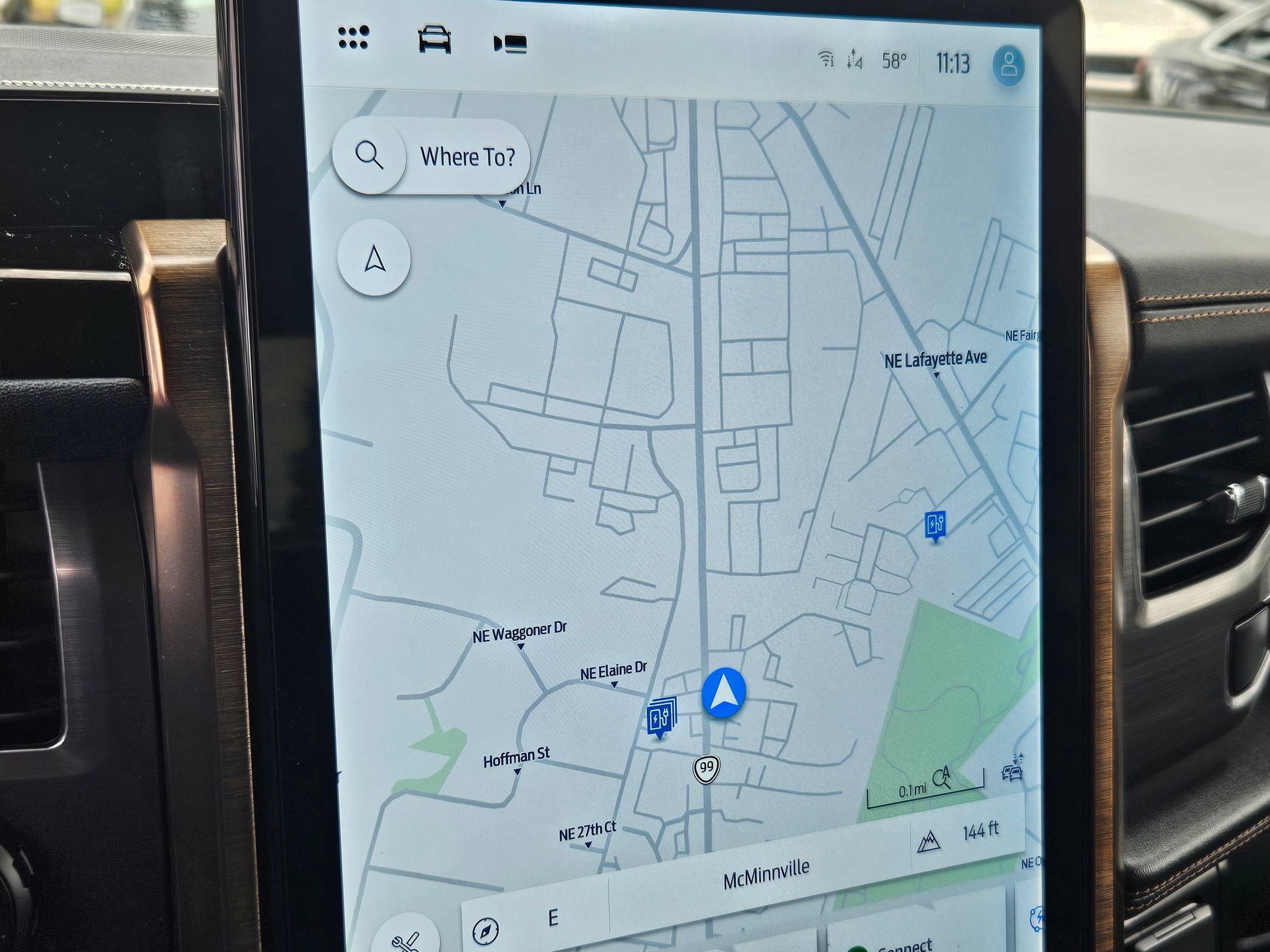 Used 2023 Ford F150 Lightning Lariat w/ Equipment Group 511A High image 19