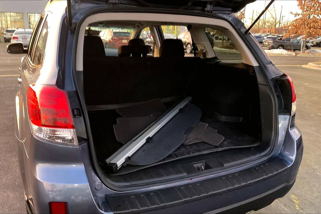 Used 2013 Subaru Outback 2.5i Premium image 30