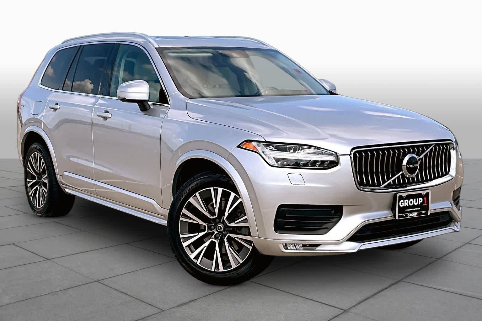 Used 2021 Volvo XC90 T5 Momentum w/ Protection Package Premier FWD image 3
