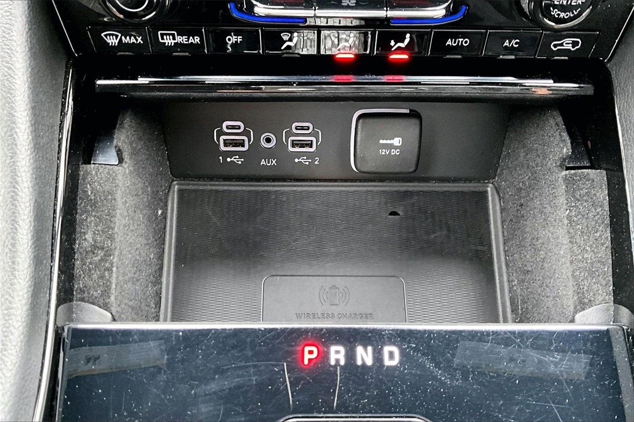 Used 2021 Jeep Grand Cherokee L Laredo image 16