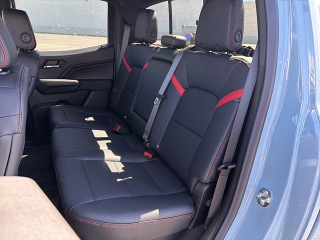 New 2026 Chevrolet Colorado Z71 w/ Technology Package AWD/4WD image 24