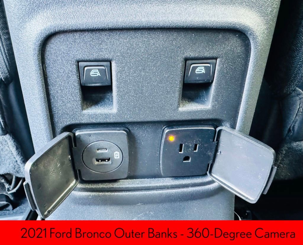 Used 2021 Ford Bronco Outer Banks image 14