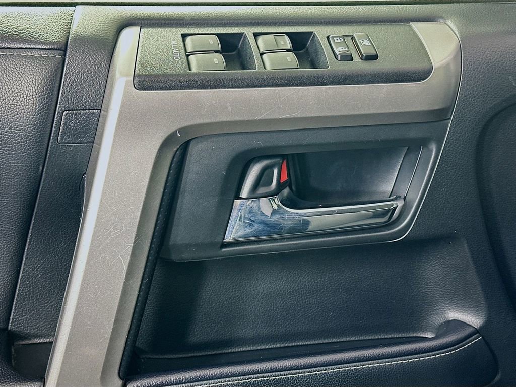 Used 2021 Toyota 4Runner SR5 image 17