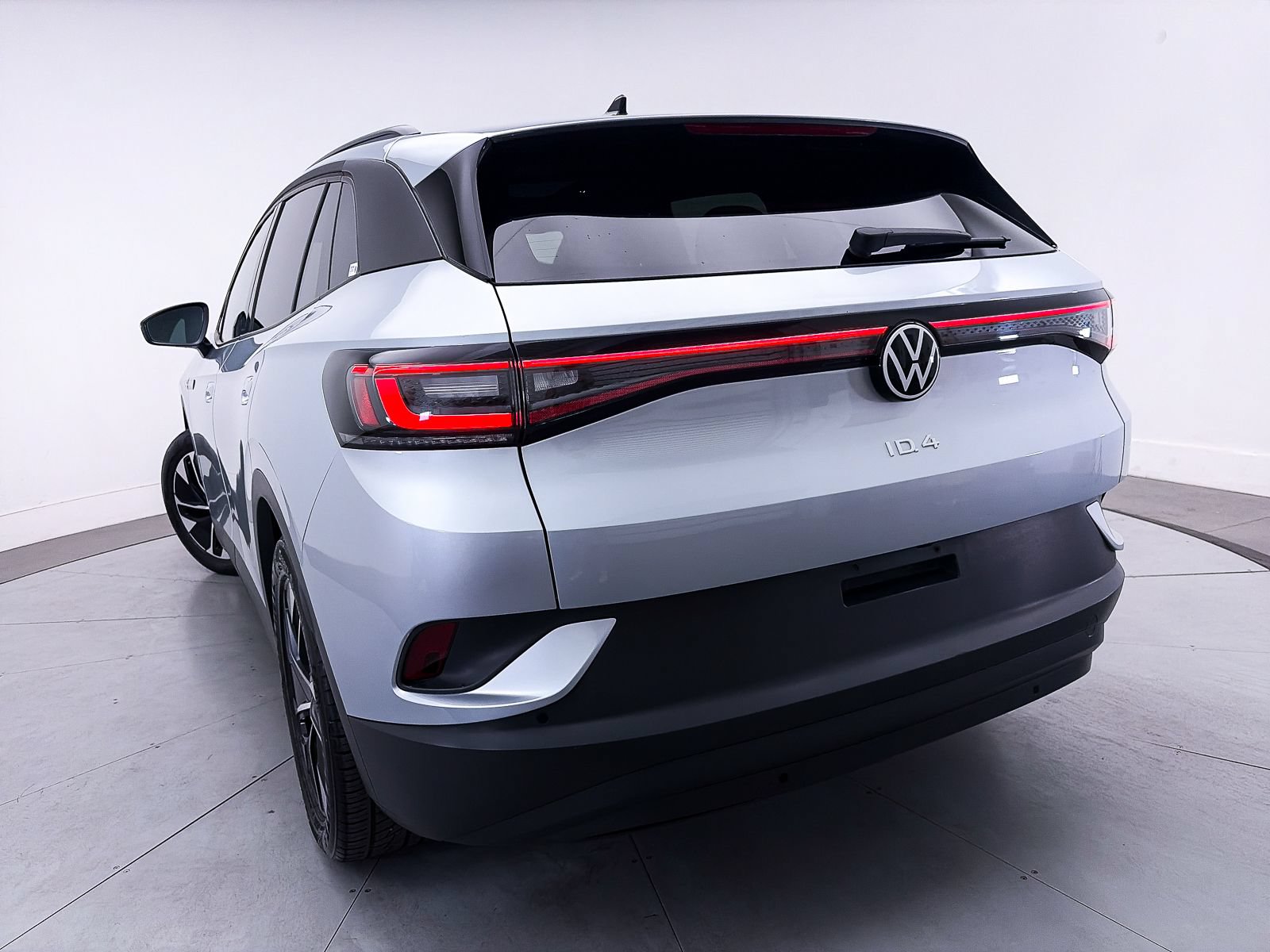 Used 2022 Volkswagen ID.4 Pro S RWD image 4