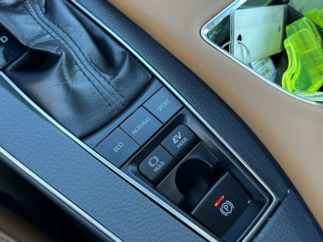 Used 2019 Toyota Avalon Limited w/ Advanced Safety Package FWD image 21