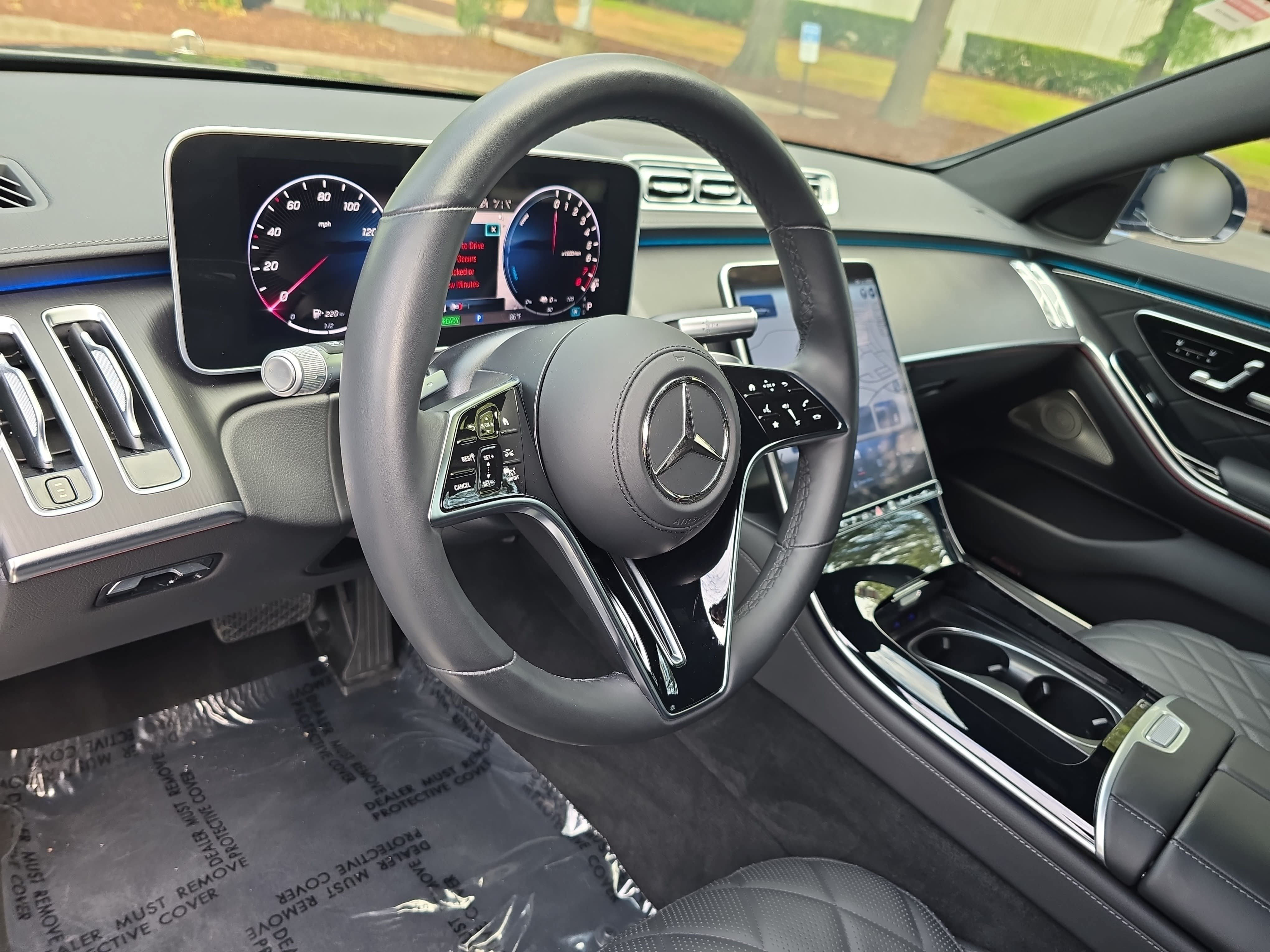 Used 2025 Mercedes-Benz S 580e 4MATIC Sedan image 16