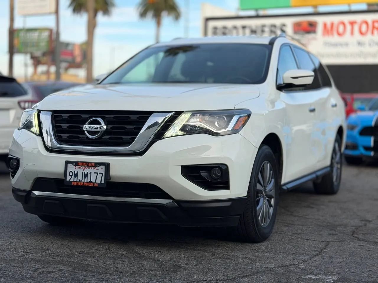 Used 2019 Nissan Pathfinder SL image 6