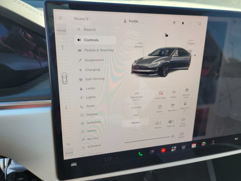 Used 2024 Tesla Model S Plaid AWD/4WD image 29