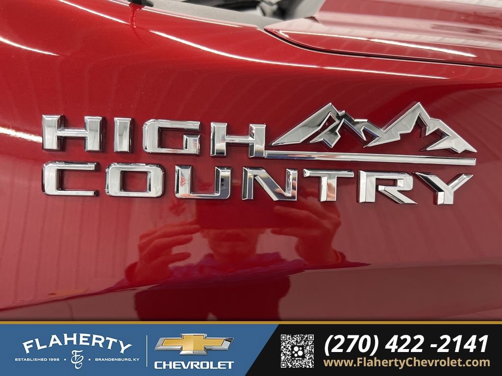 Used 2021 Chevrolet Silverado 1500 High Country image 19