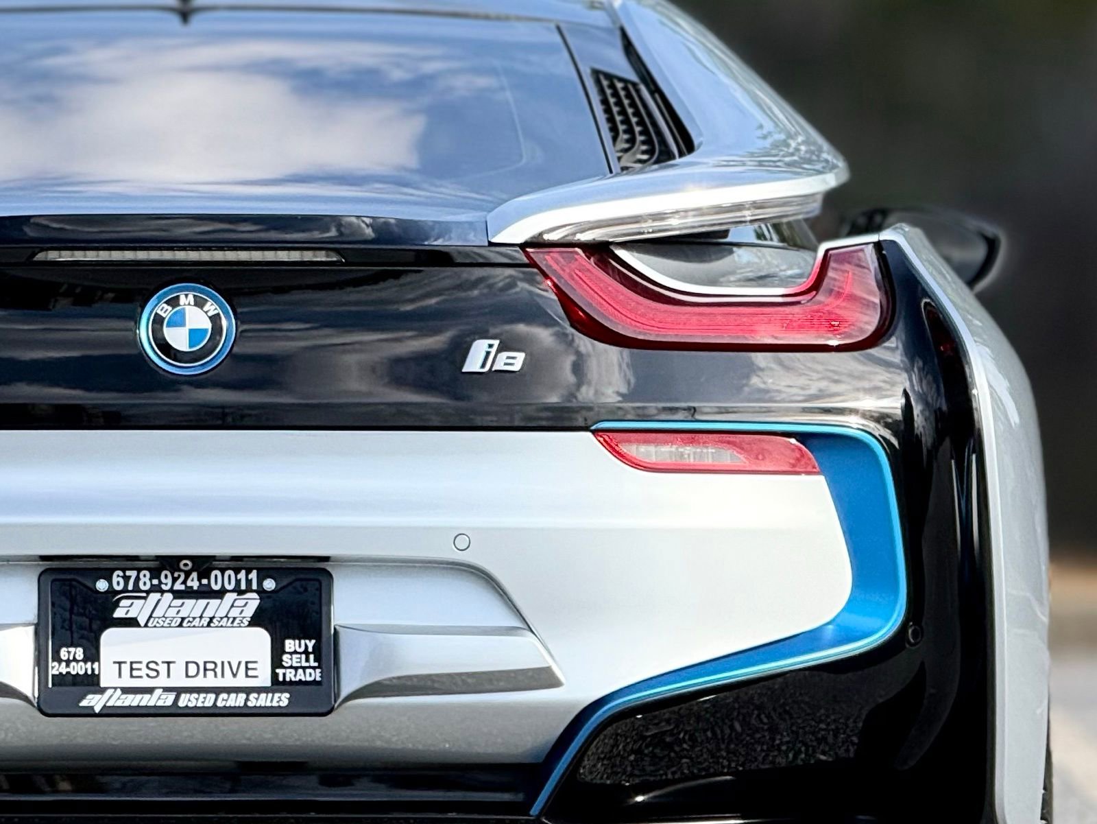 Used 2015 BMW i8 image 16