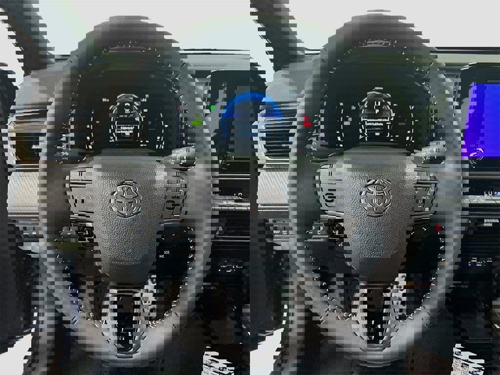 New 2026 Toyota Camry SE image 12