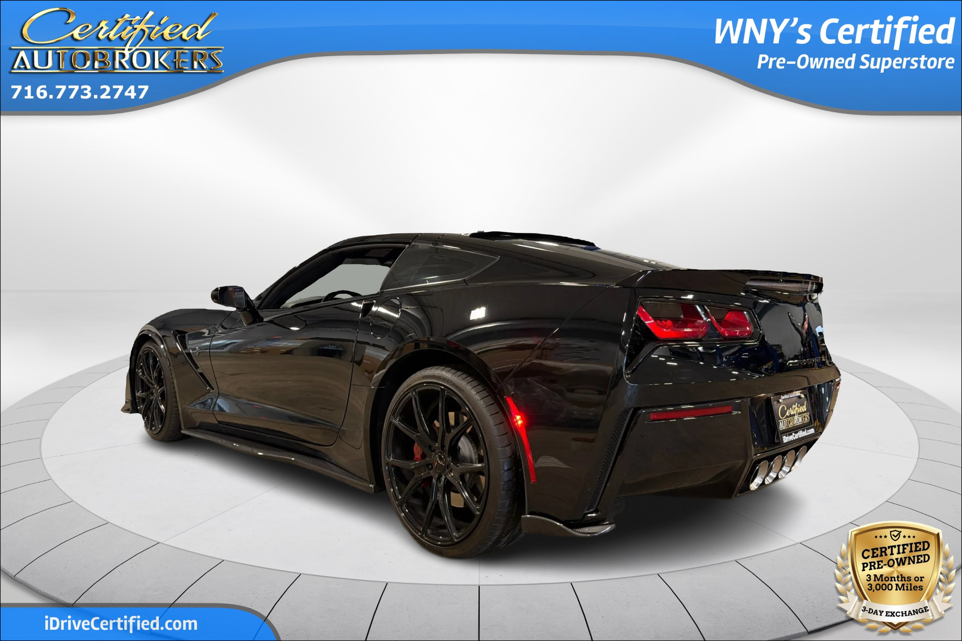Used 2016 Chevrolet Corvette Stingray Coupe w/ 2LT w/ 2LT Preferred Equipment Group RWD image 8