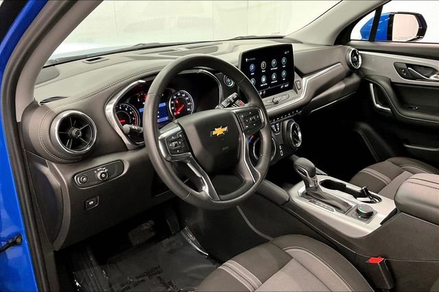 Used 2025 Chevrolet Blazer LT image 14