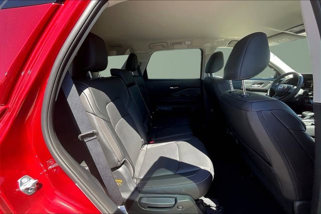 New 2026 Nissan Pathfinder SL image 10